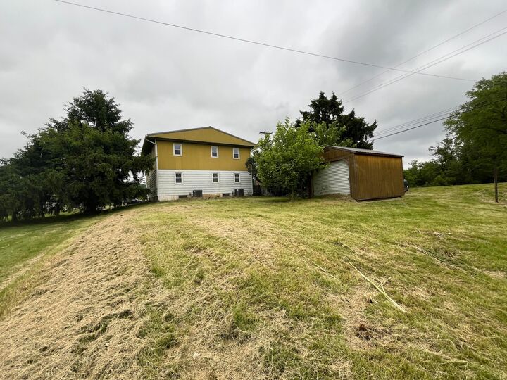 Property Photo:  1791 Staddens Bridge SE Road  OH 43056 