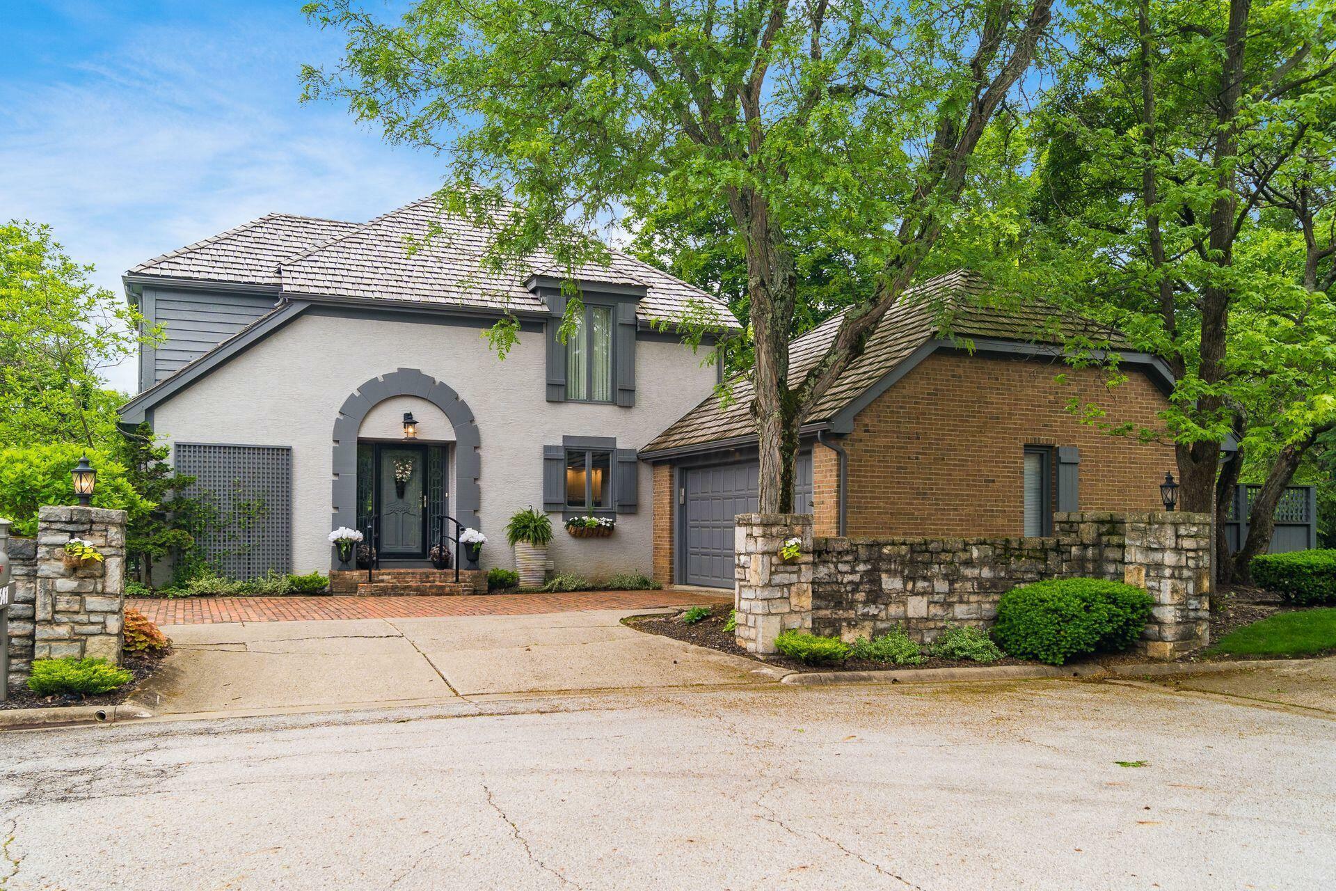 Property Photo: 8547 Pitlochry Court OH 43017