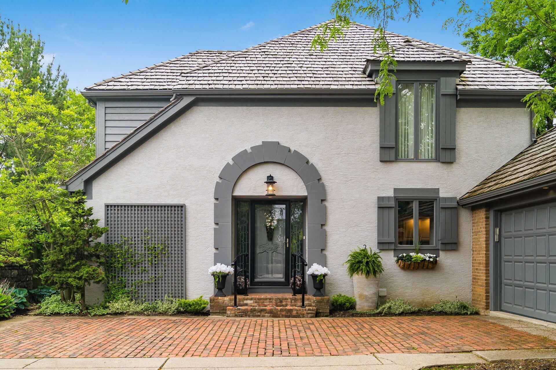 Property Photo: 8547 Pitlochry Court OH 43017