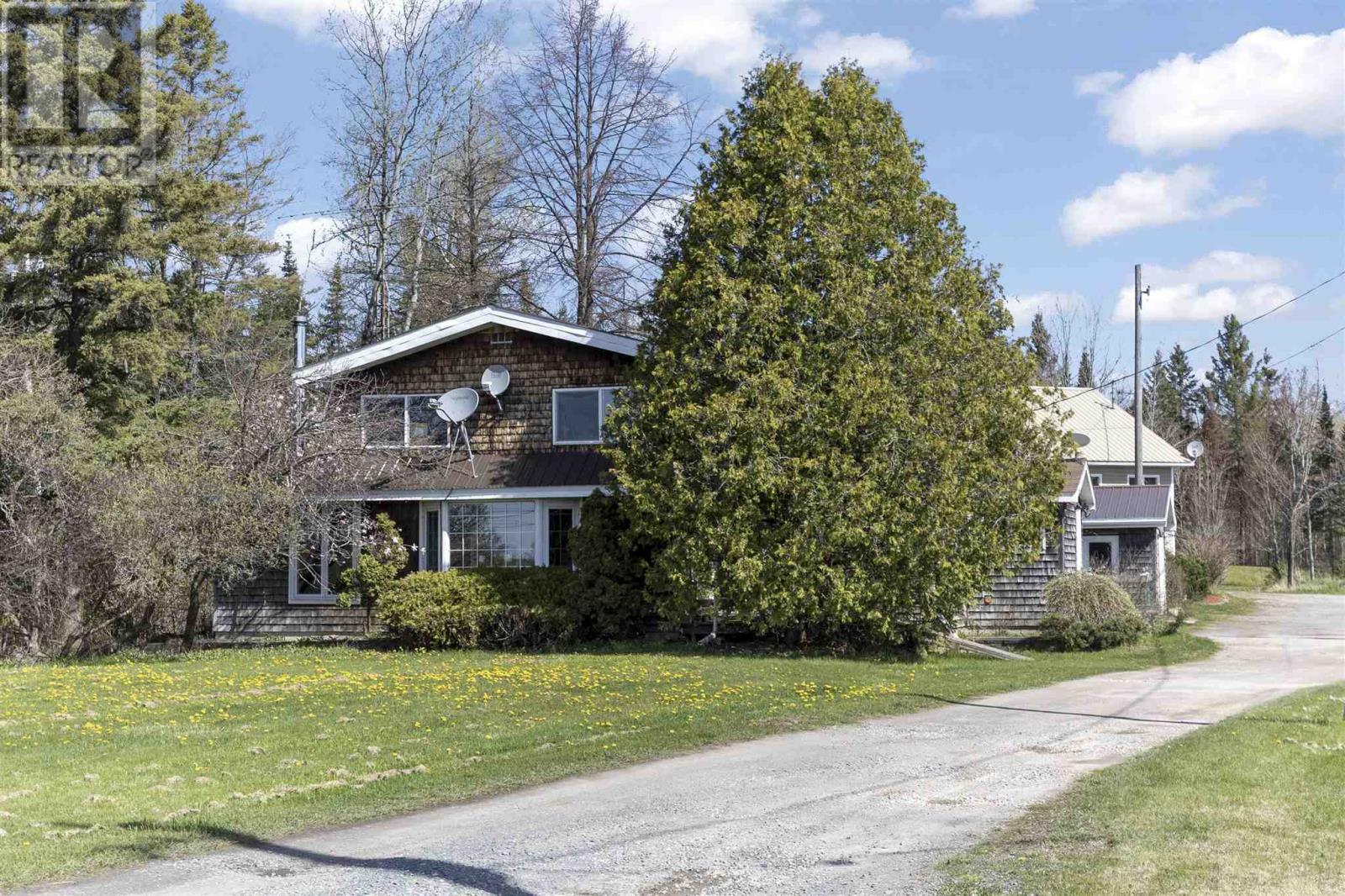 Property Photo: 8450 Highway 17 E ON P0R 1C0