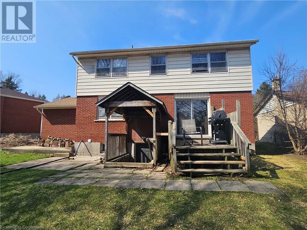 Property Photo:  42 Cardill Crescent  ON N2L 3Y6 