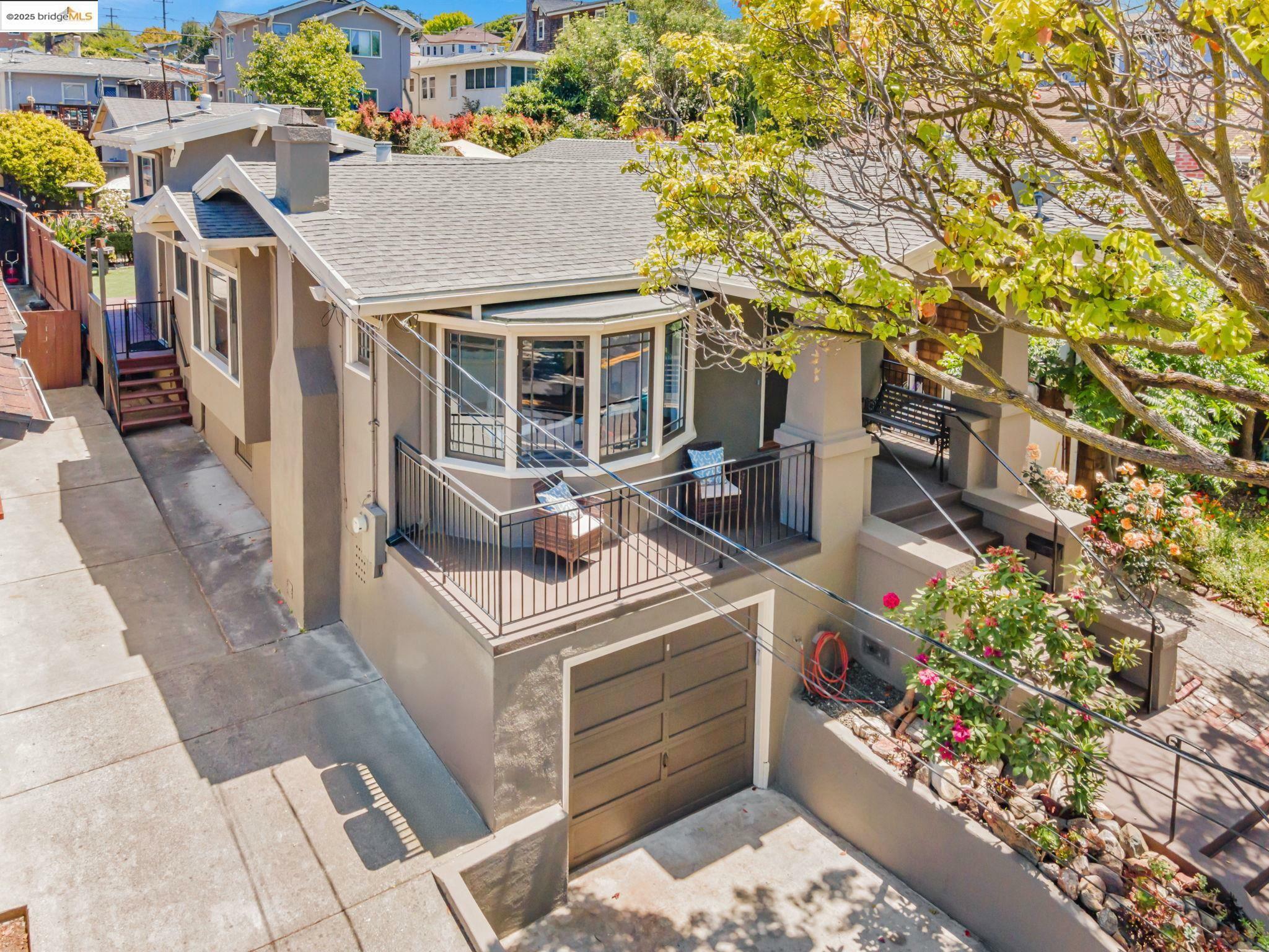 Property Photo: 1005 Peralta Ave CA 94706