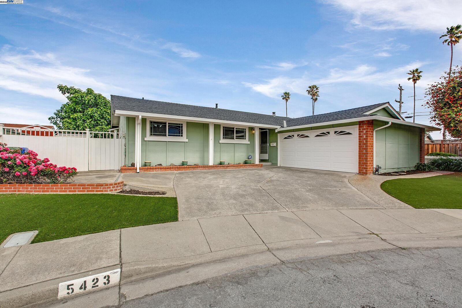 Property Photo: 5423 Buchanan Plc CA 94538