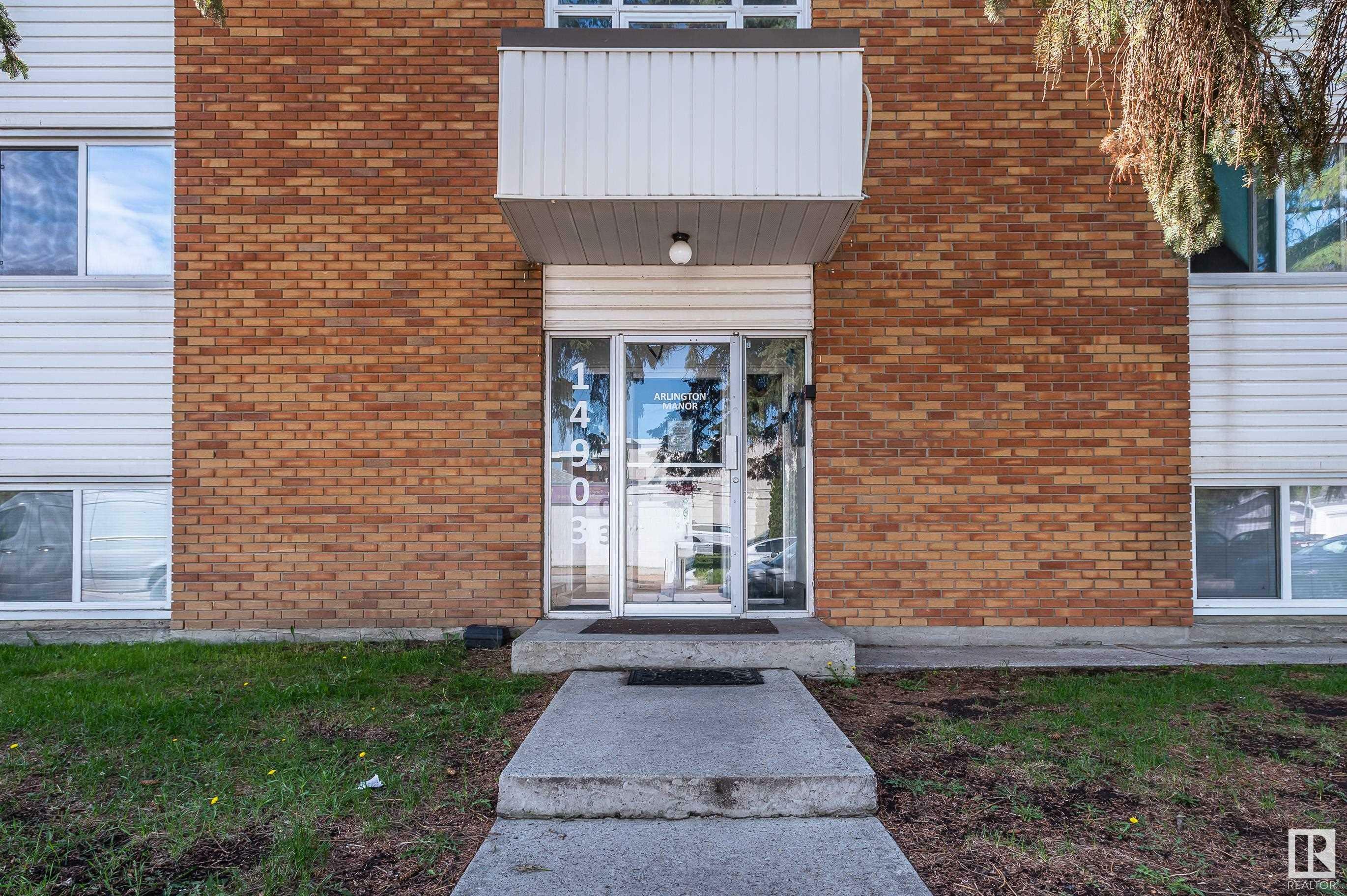 Property Photo: 14903 92 Avenue NW 302 AB T5R 5B5