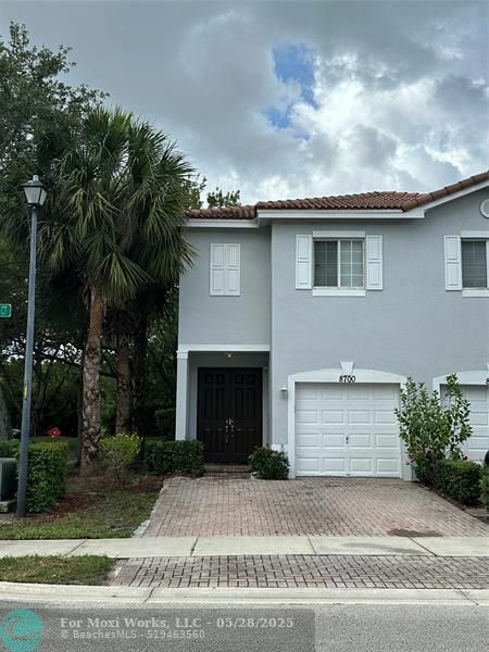 Property Photo: 8700 Cypress Walk Ct FL 33321