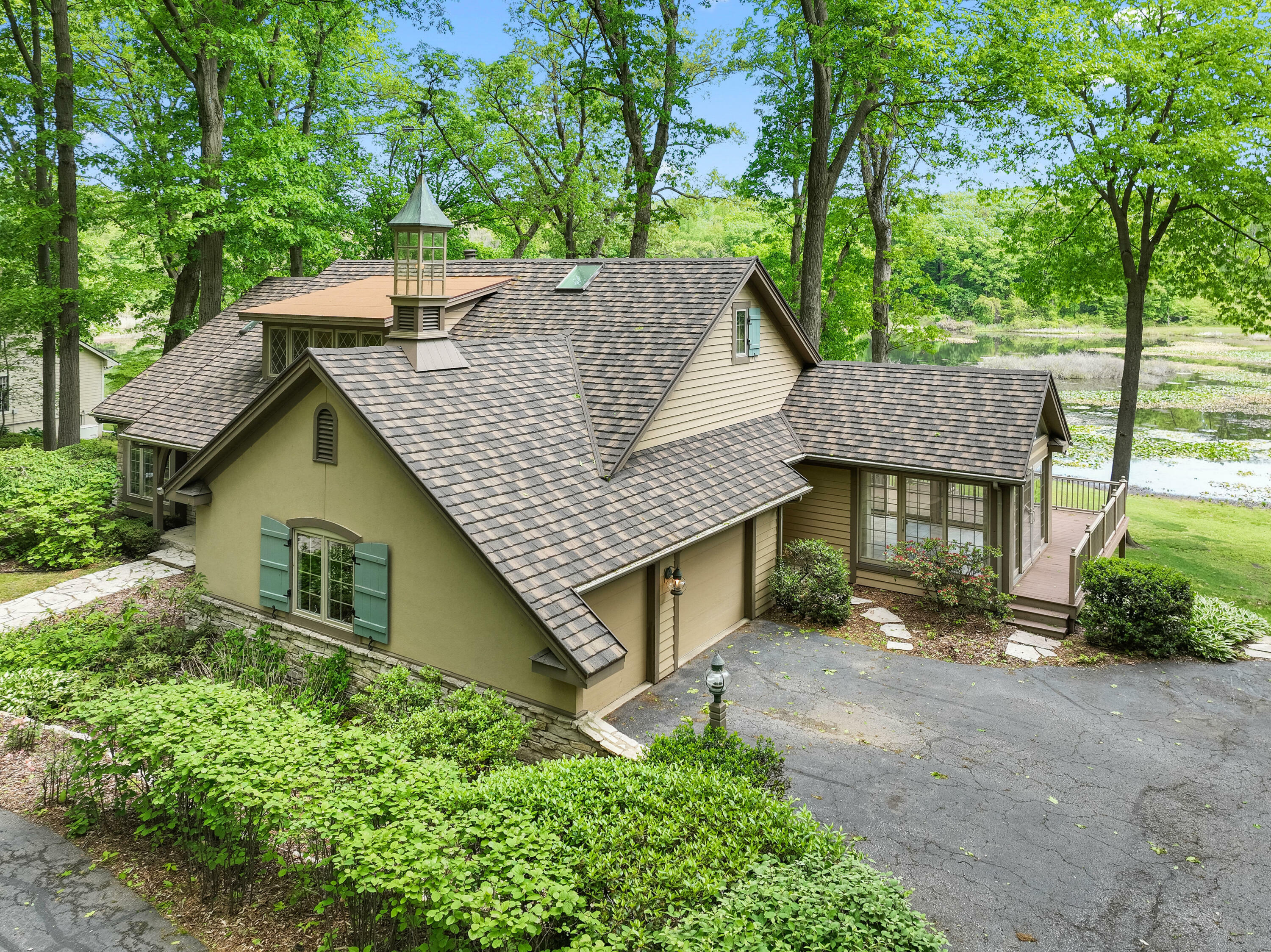 Property Photo:  3611 W Waverly Road  IN 46350 