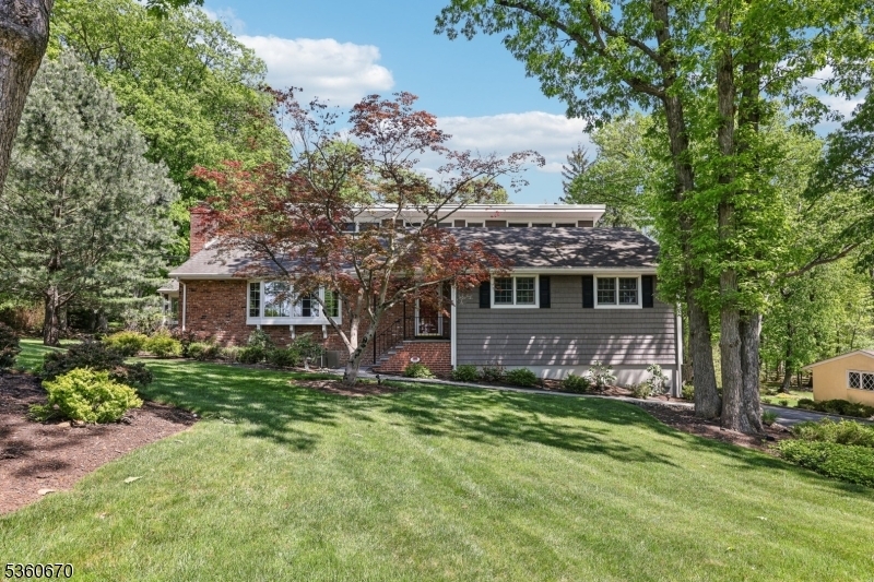 Property Photo: 20 Old Farm Rd NJ 07006