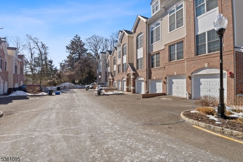 Property Photo: 3 Ashley Ct 702 NJ 07506