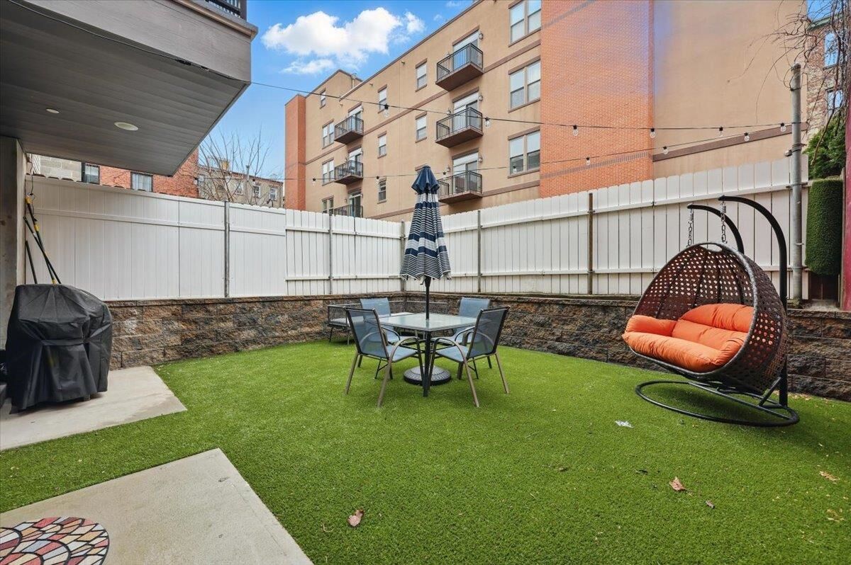 Property Photo:  226 Bay St 1  NJ 07302 