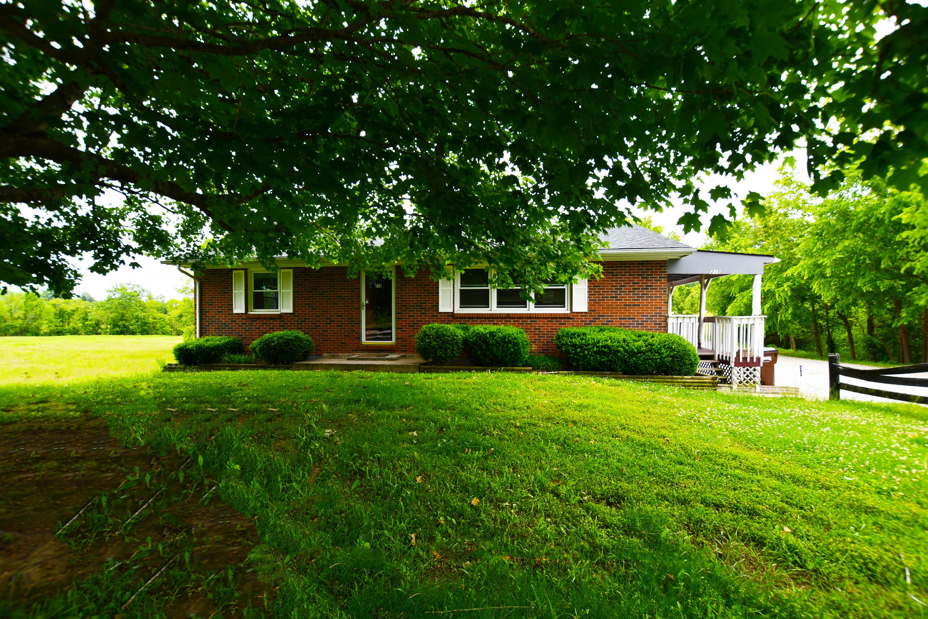 Property Photo: 215 Stacy Lane Road KY 40336