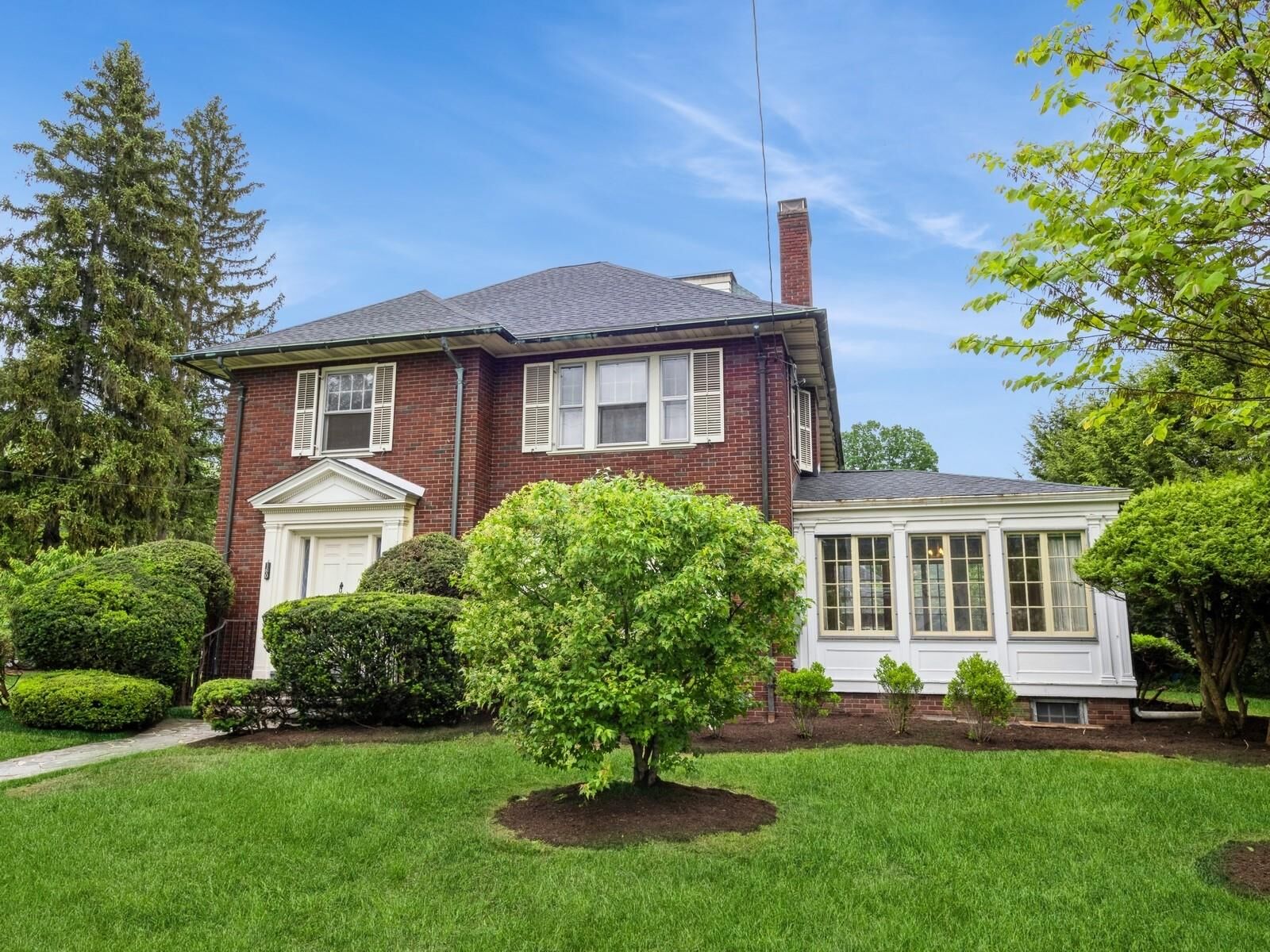 Property Photo:  160 N Manor Avenue  NY 12401