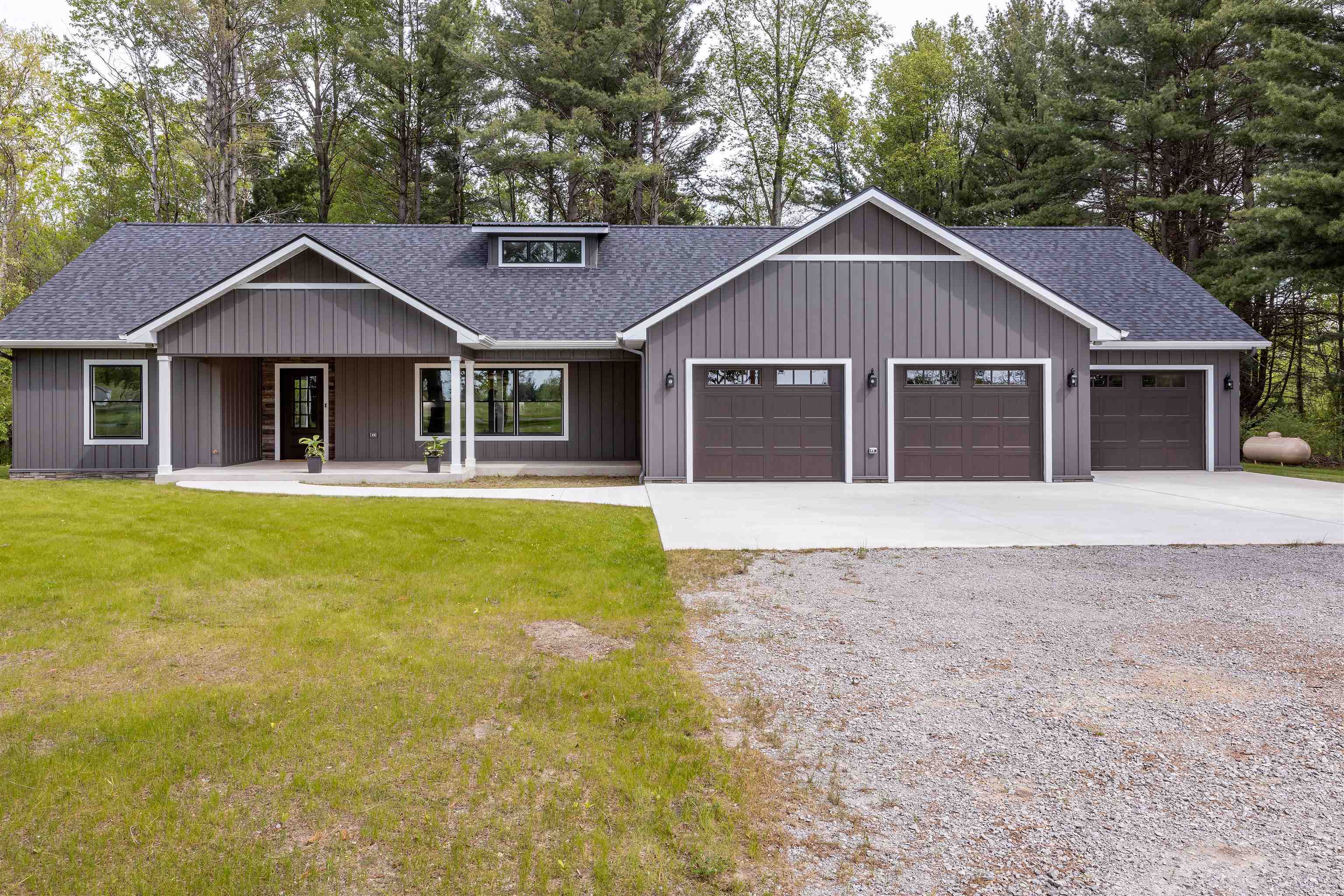 Property Photo: 2291 E Maple MI 48617