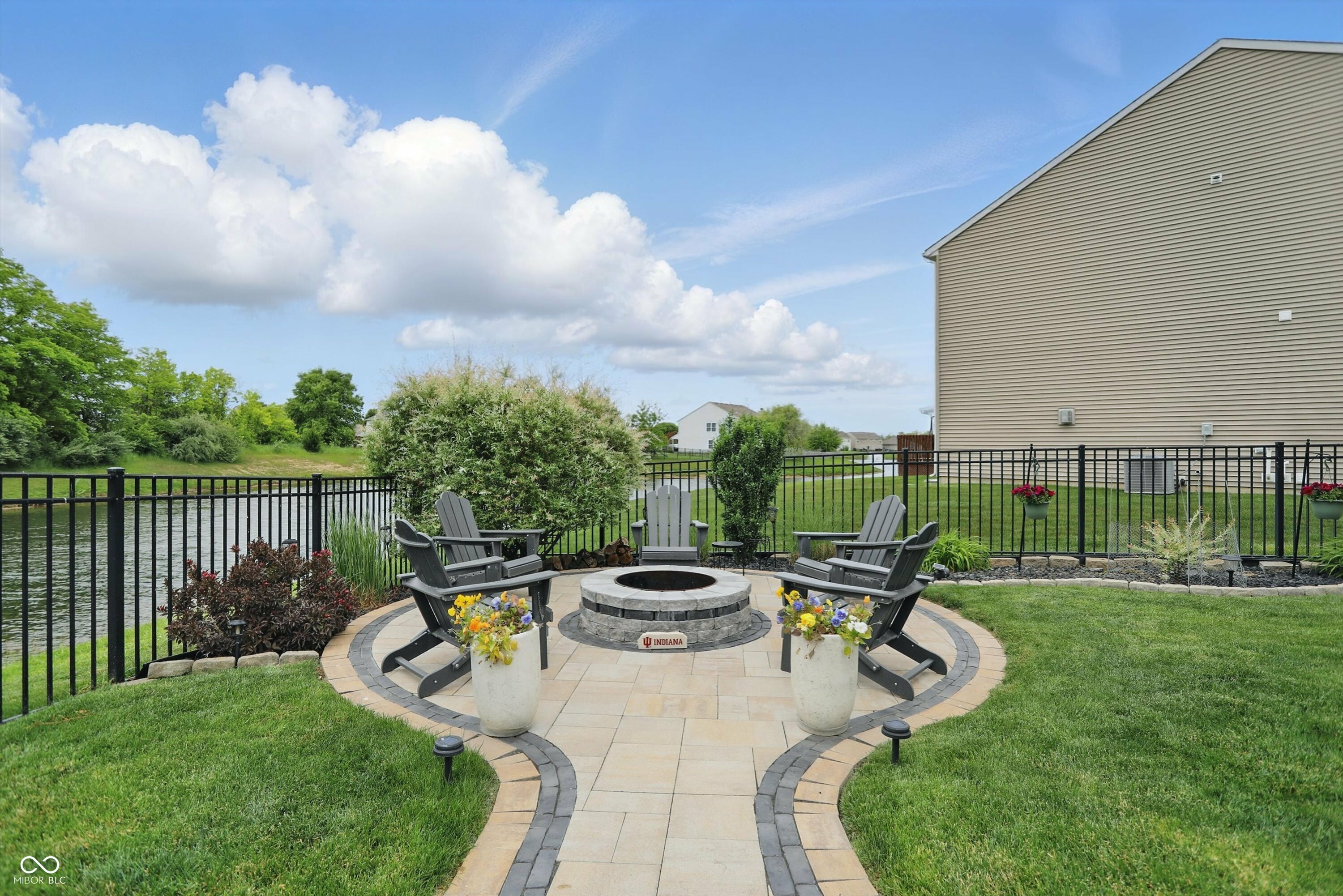Property Photo: 1281 Jesse Court IN 46143