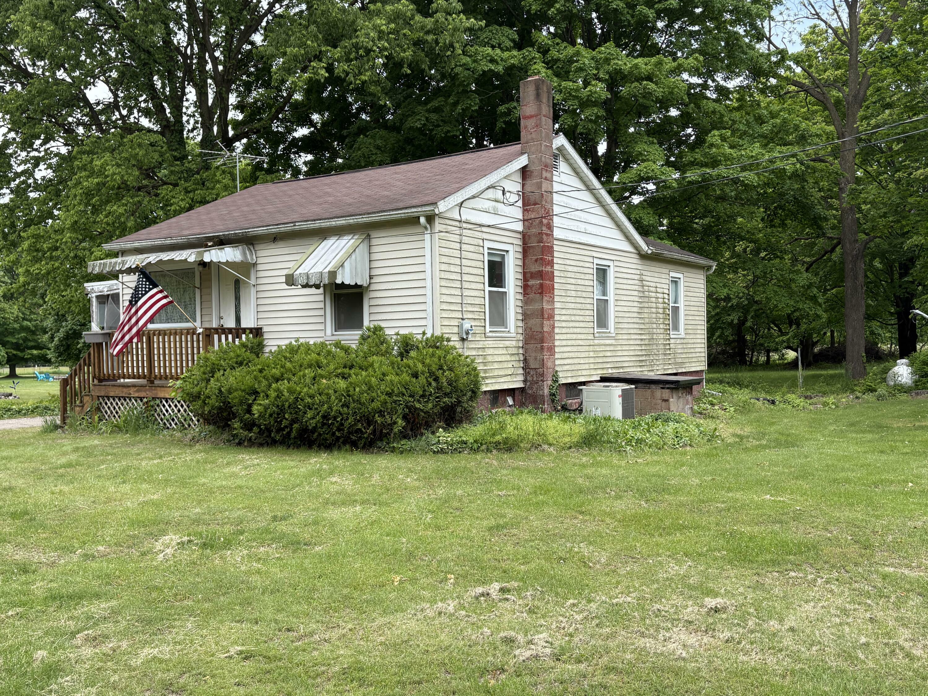Property Photo: 11638 Pucker Street MI 49120