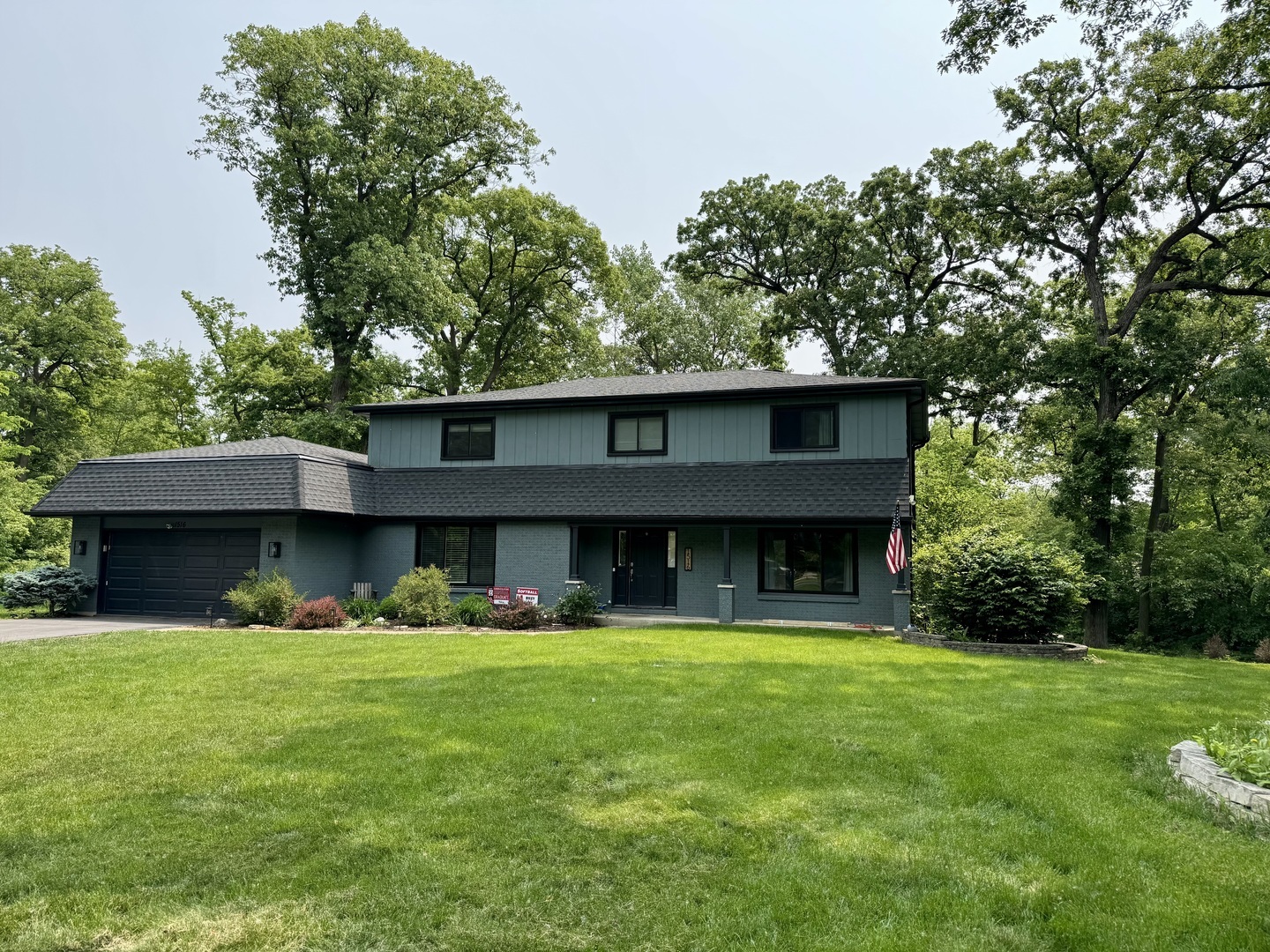 Property Photo:  1516 Blackberry Circle  IL 60565 