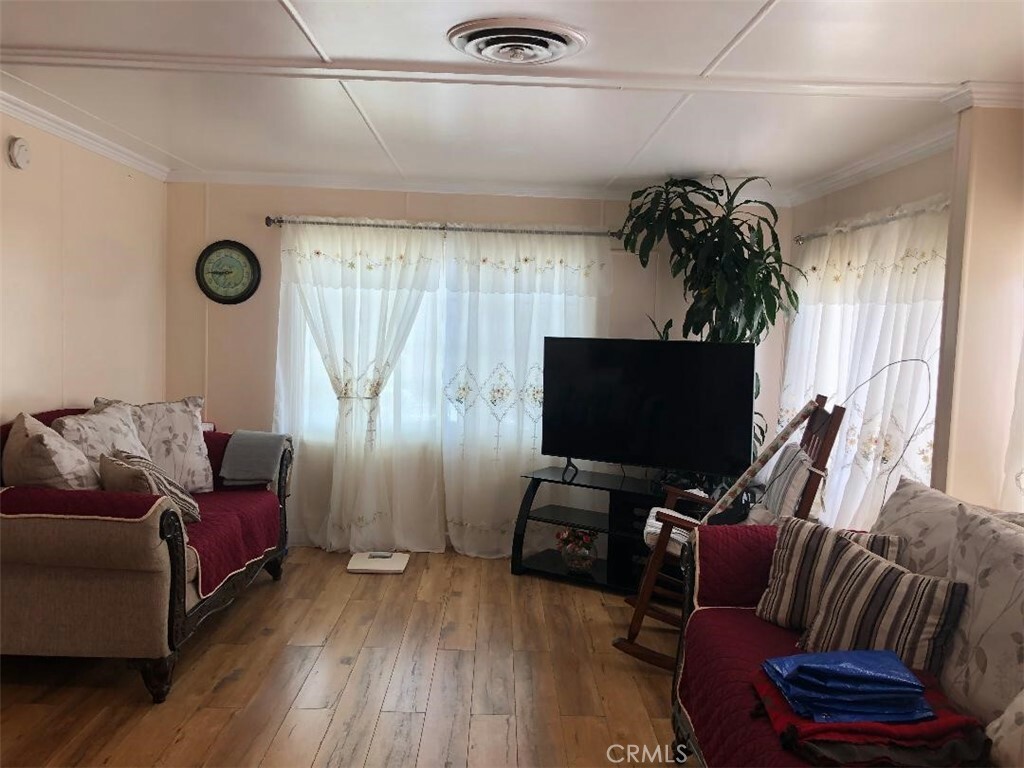 Property Photo:  1414 W El Segundo Boulevard 41  CA 90249 