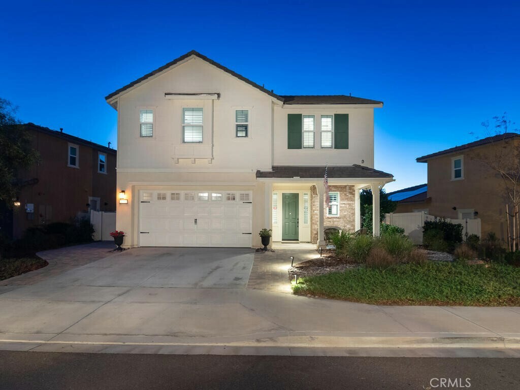 Property Photo: 374 Ventasso Way CA 92028
