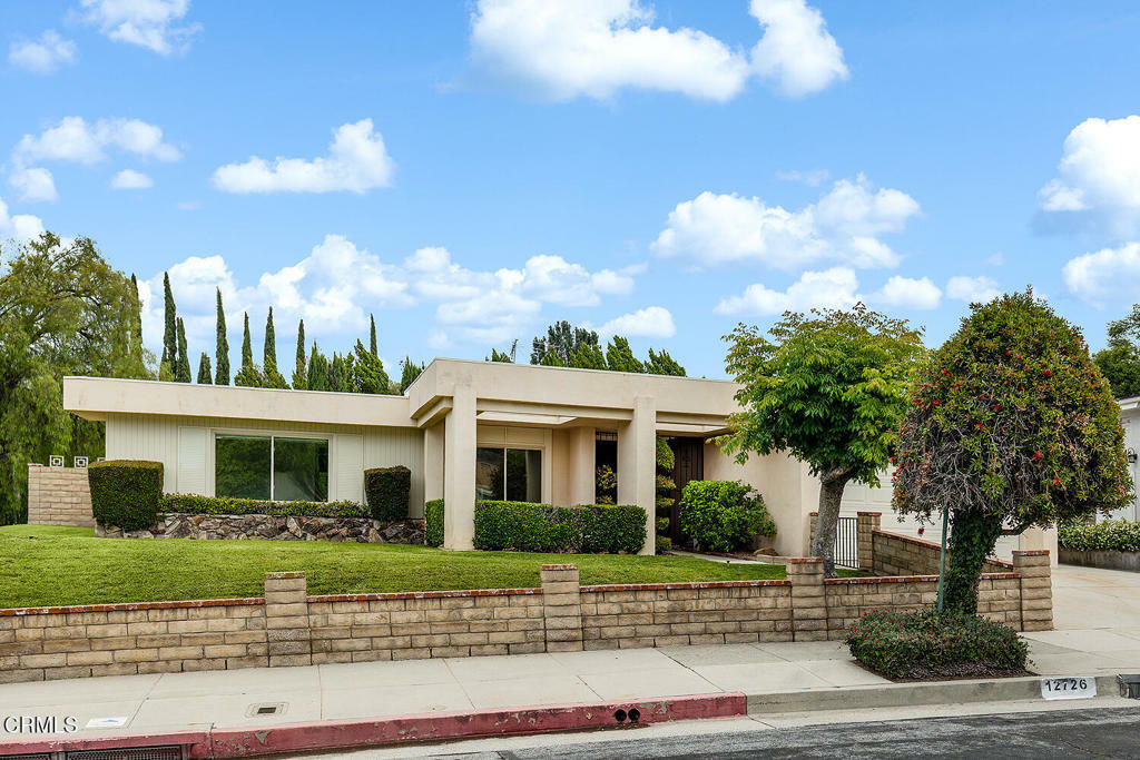 Property Photo: 12726 Byron Avenue CA 91344