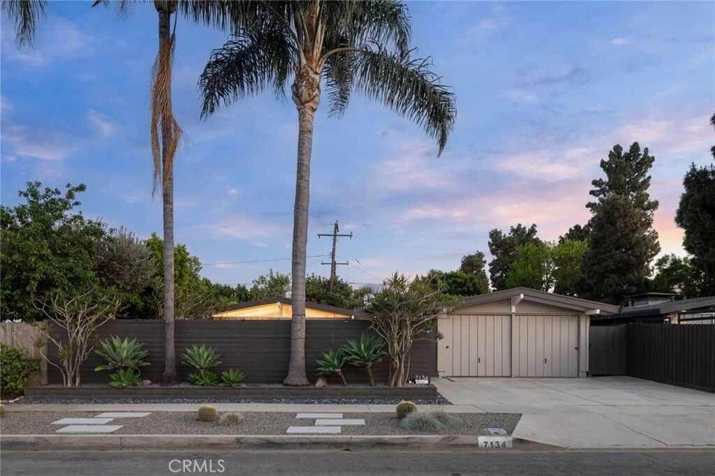 Property Photo:  7134 E Rosebay Street  CA 90808