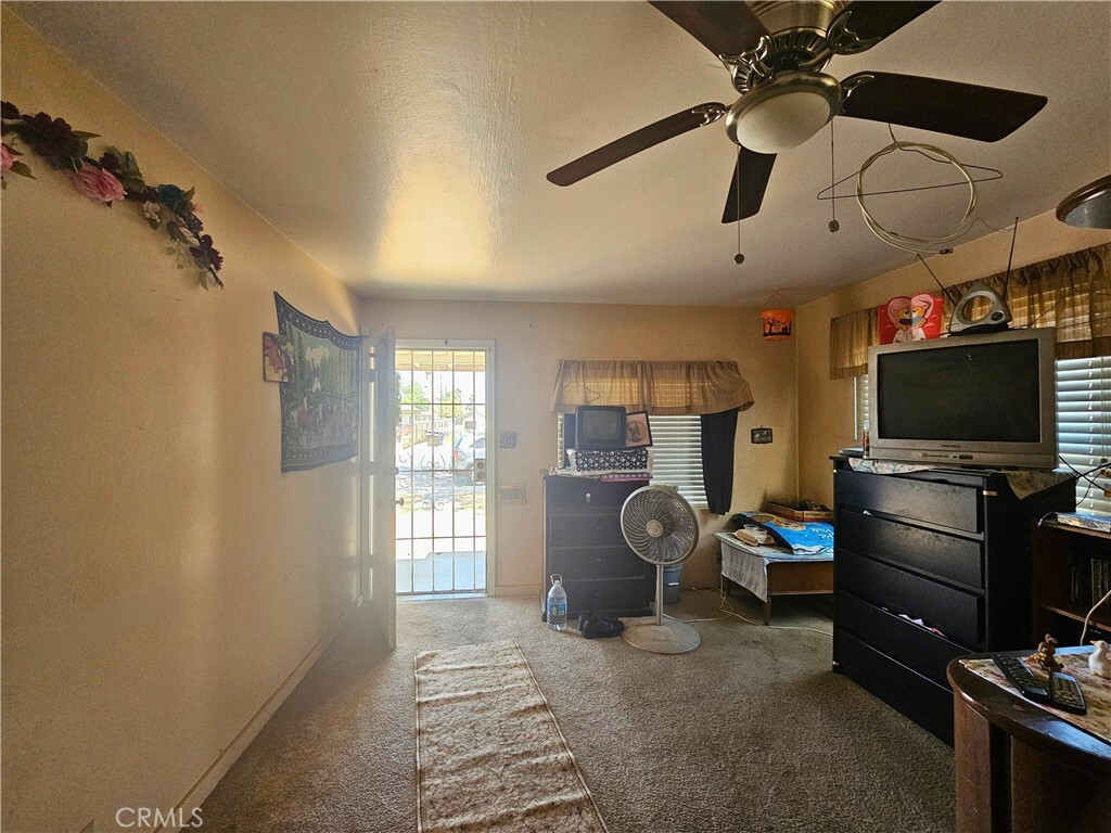 Property Photo: 415 E Florinda Street CA 93230