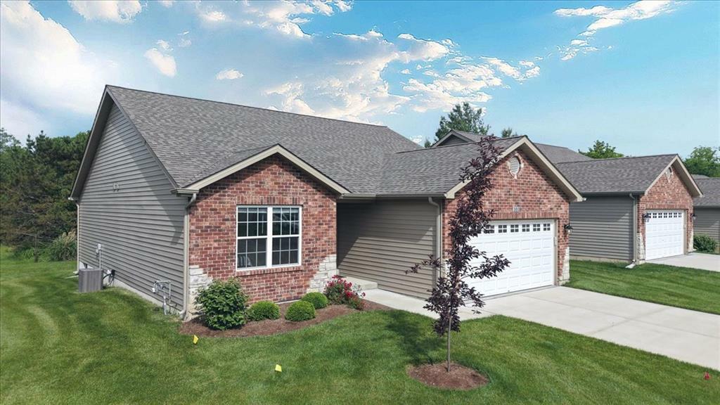 Property Photo: 101 Cottleville Hill Court MO 63304