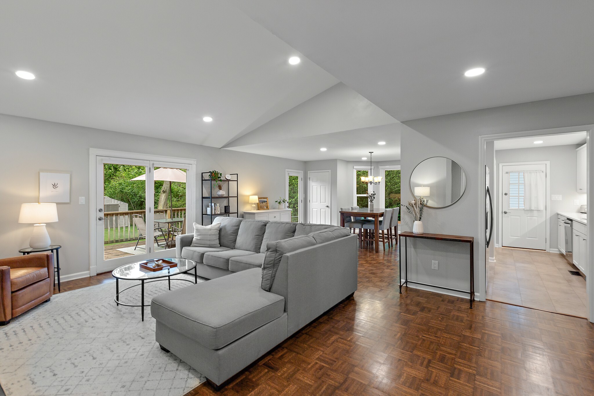 Property Photo: 600 Riverview Dr TN 37064