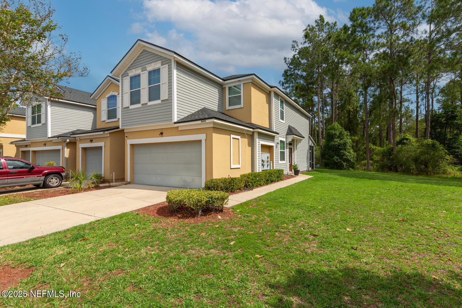 Property Photo: 8609 Victoria Falls Drive FL 32244