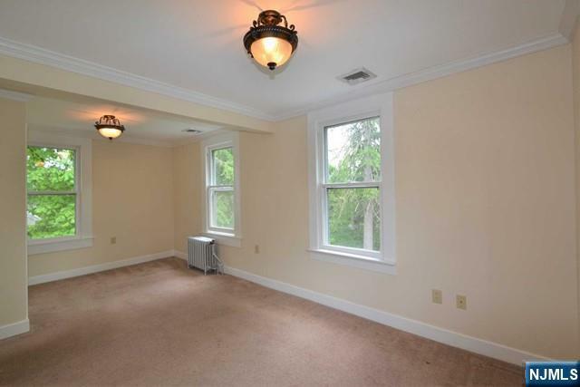Property Photo:  104 North Avenue 2nd Fl  NJ 07656 