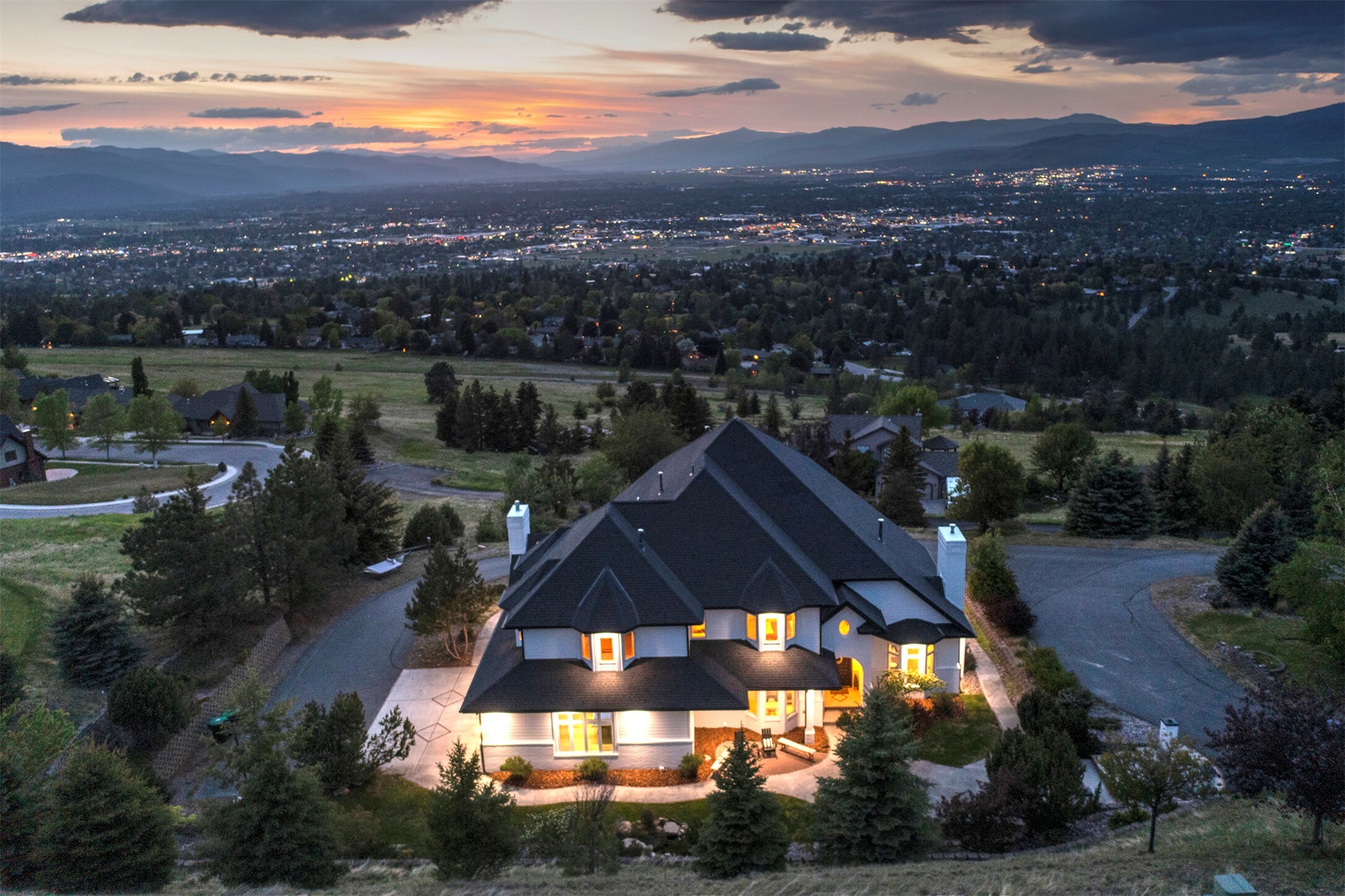 1145 Pacific Drive  Missoula MT 59803 photo