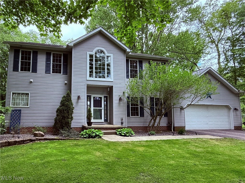 Property Photo: 647 Benedict Leavittsburg Road OH 44430