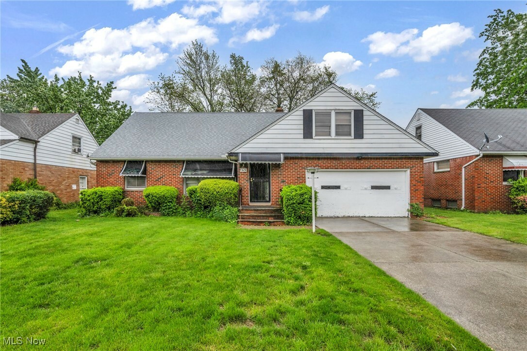 Property Photo: 313 E 244 Street OH 44123