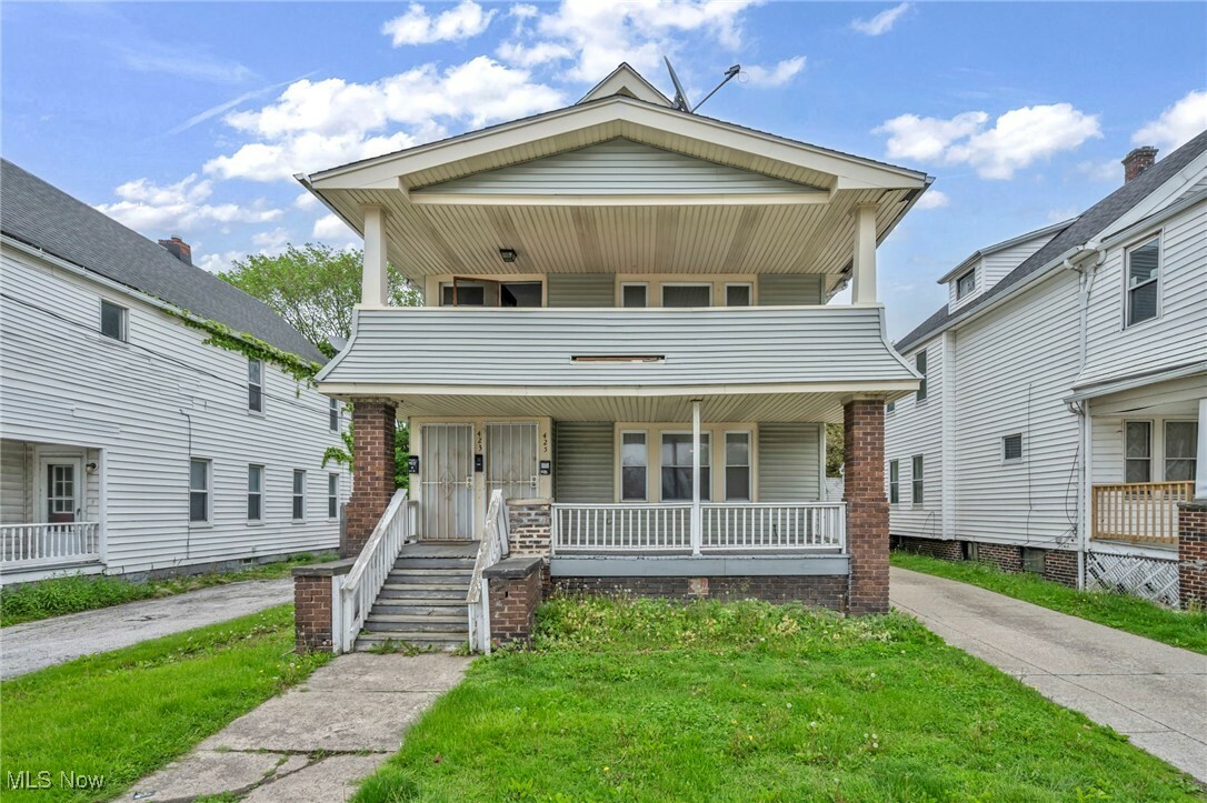 Property Photo:  423 E 152nd Street  OH 44110 
