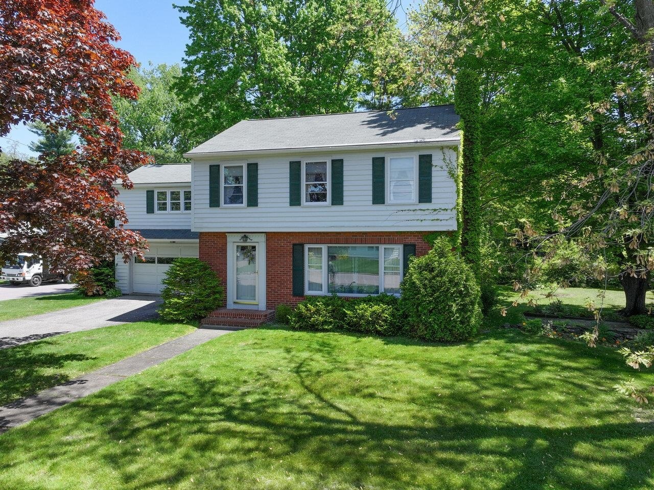 Property Photo: 162 Crescent Road VT 05401