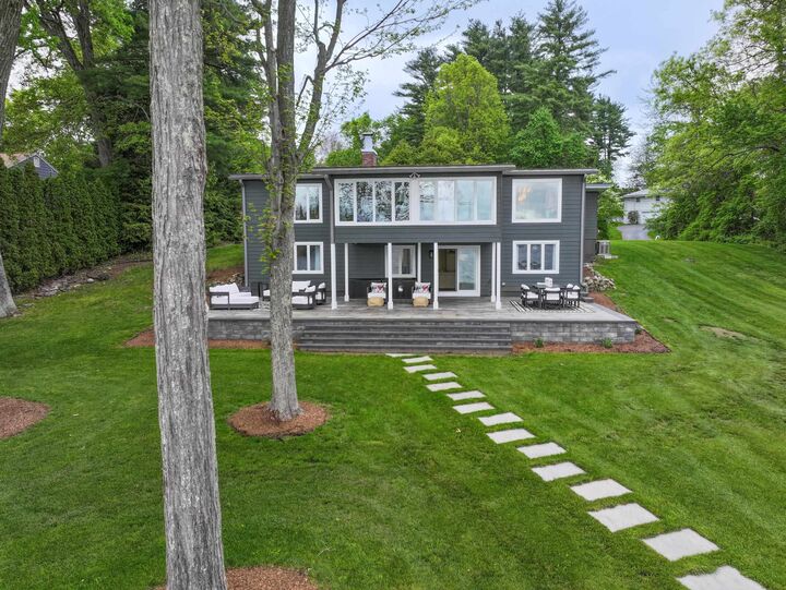 Property Photo:  28 Woodvue Road  NH 03087 