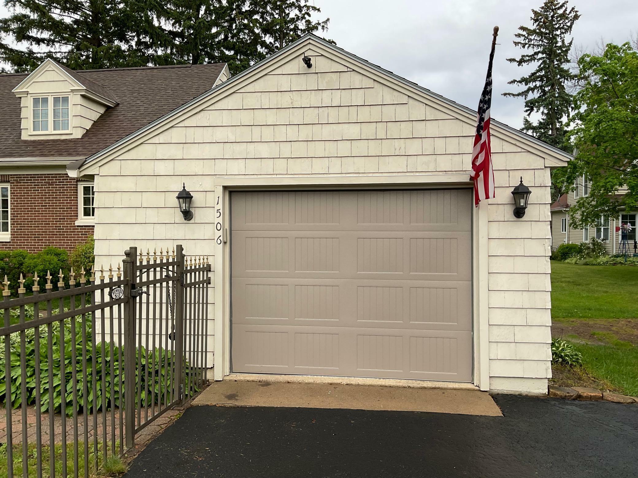 Property Photo: 1506 4th Street SE MN 55912