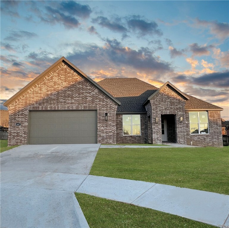 2858 N Grey Squirrel Drive  Fayetteville AR 72704 photo