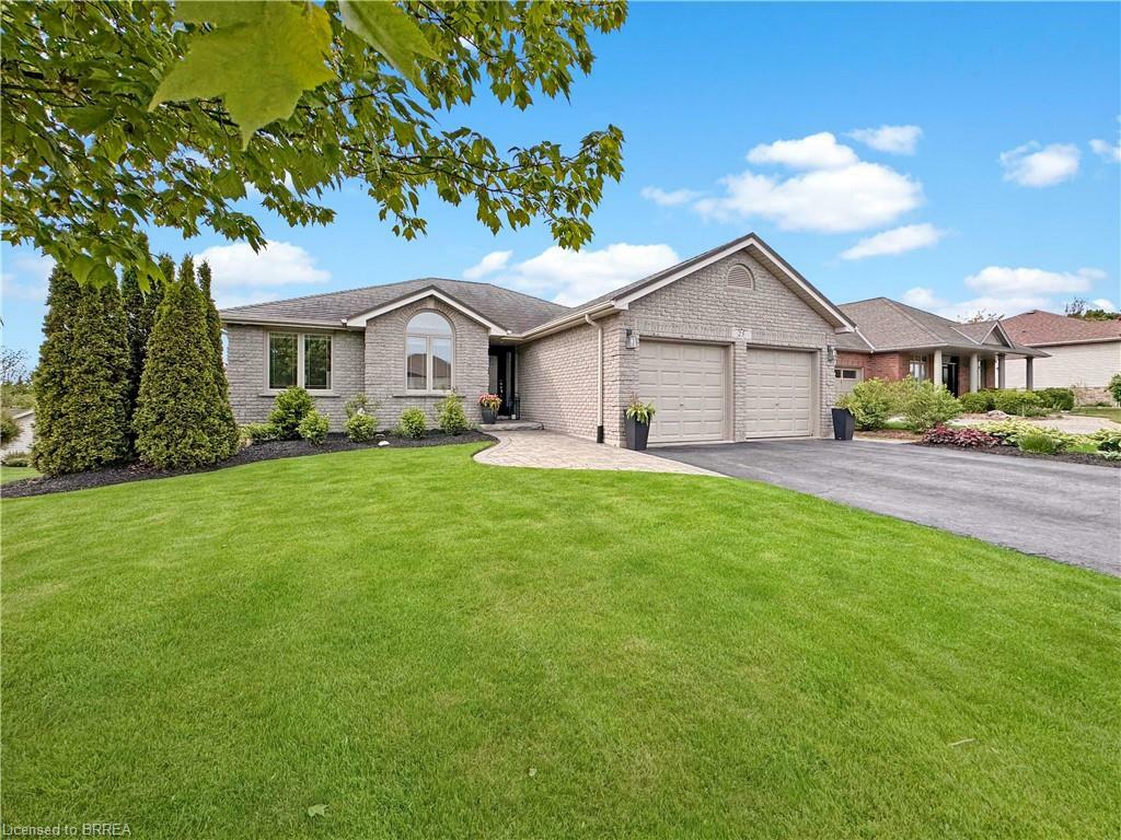 Property Photo: 25 Bradbury Crescent ON N3L 4E1