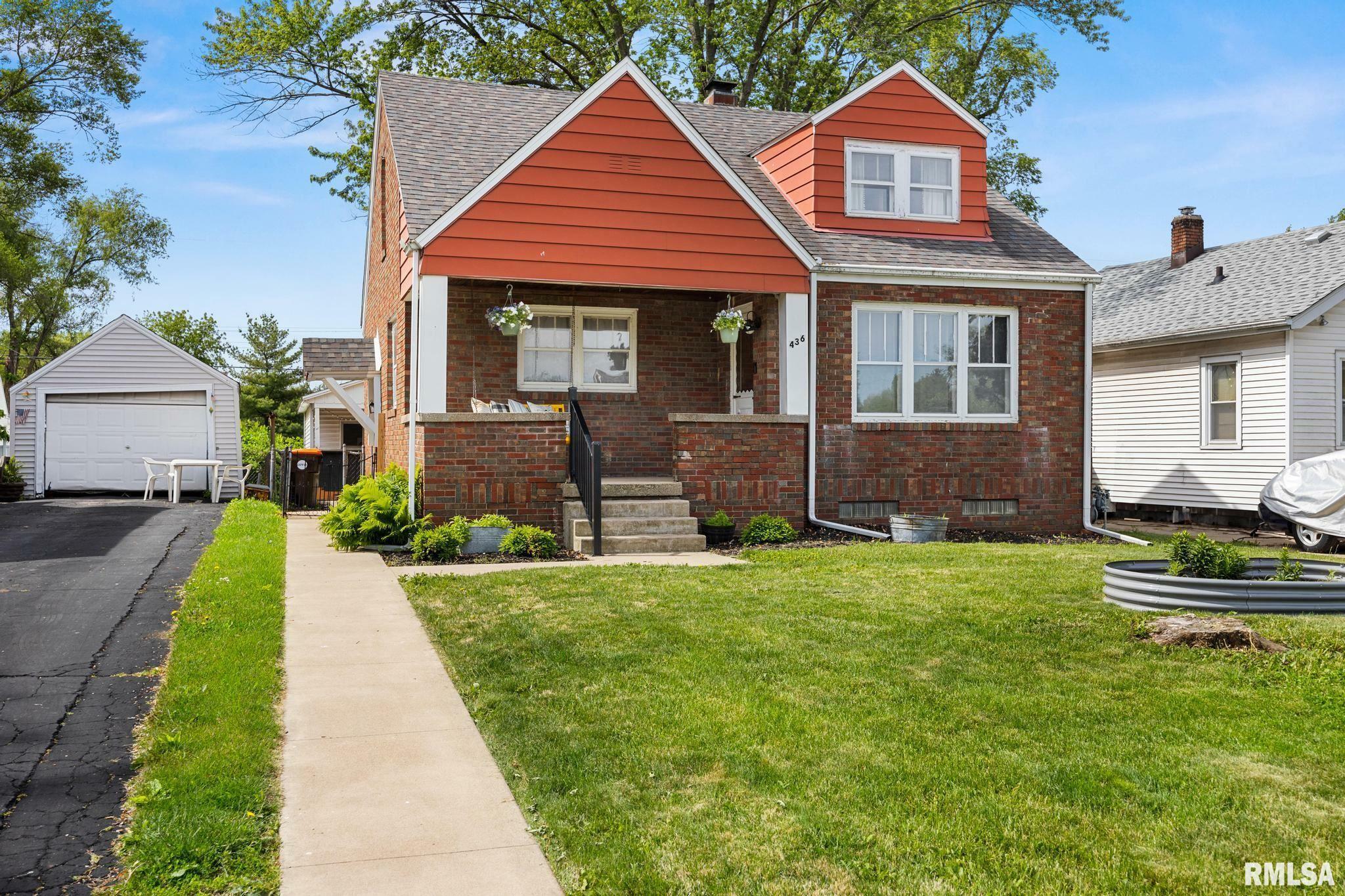 Property Photo: 436 Carola Street IL 61610