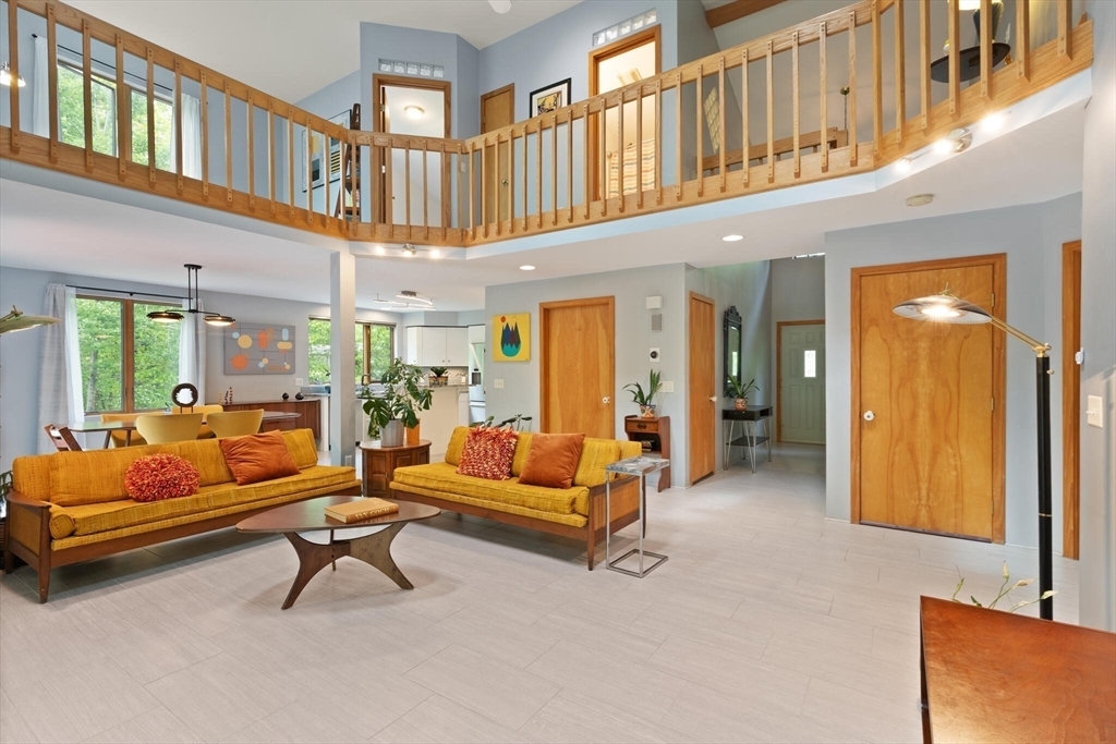 Property Photo: 887 High Rock Rd MA 01420