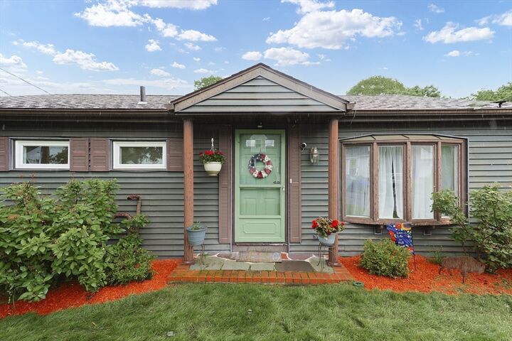 51 Grant Street  Milford MA 01757 photo