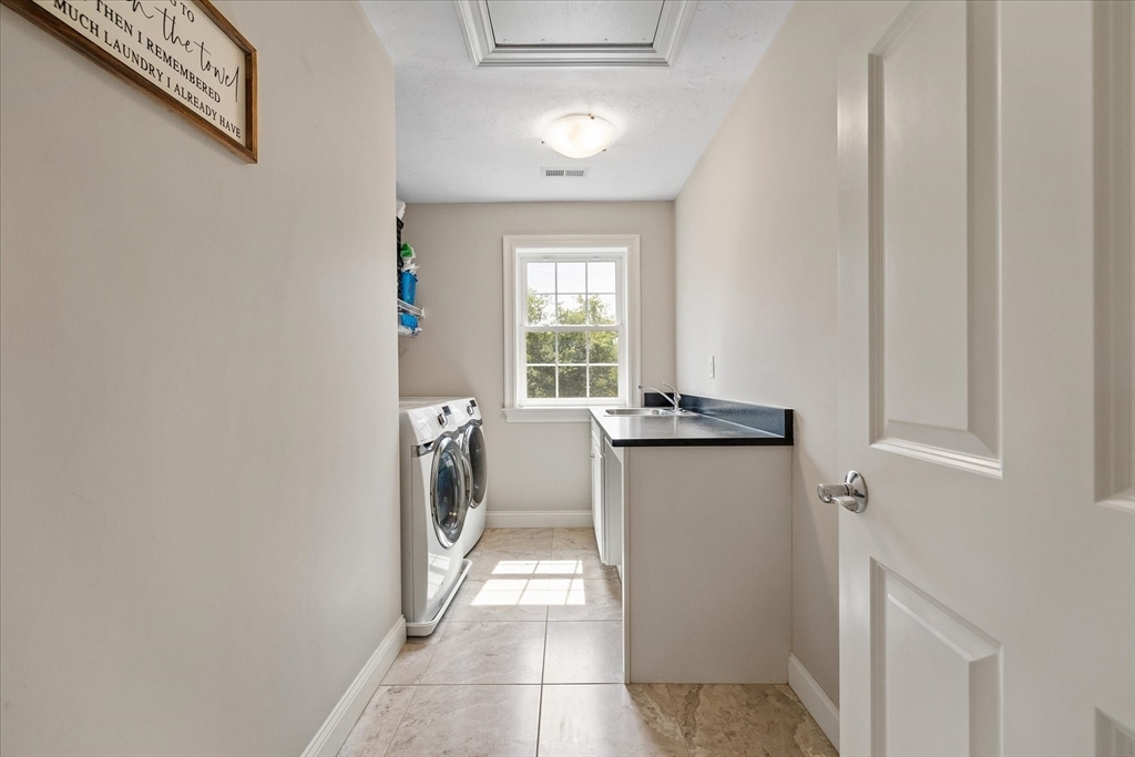 Property Photo:  43 Appaloosa Dr  MA 01545 