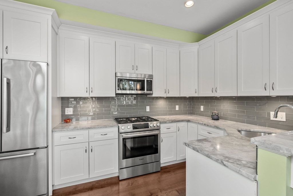 Property Photo: 370 Beech Street 2 MA 02131