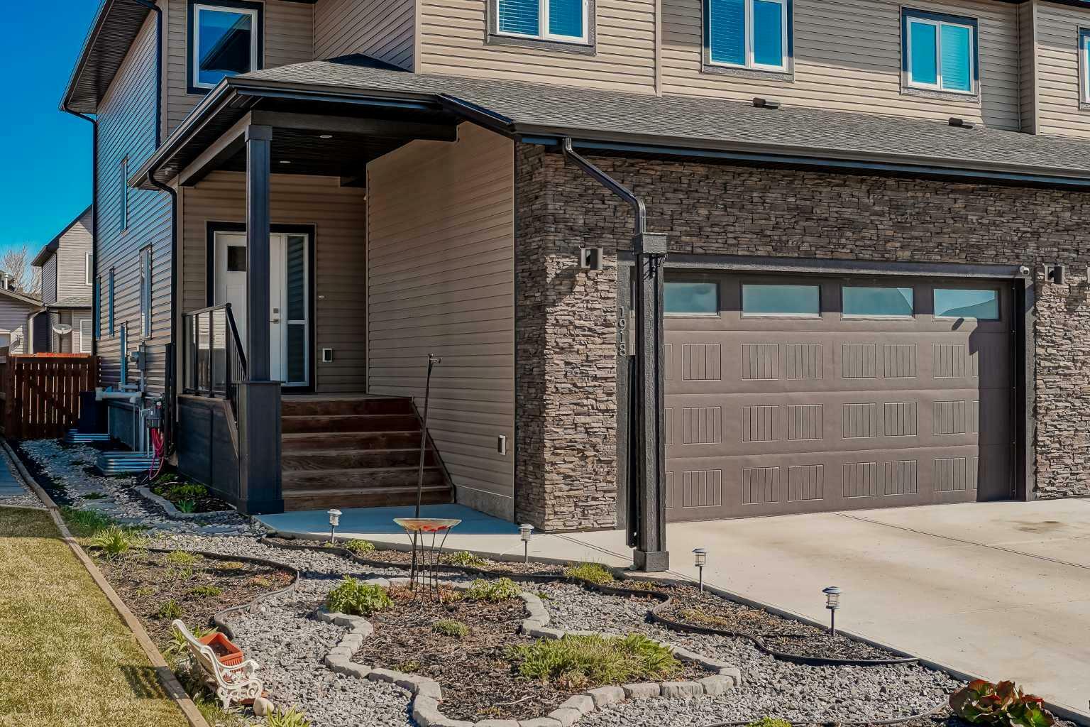 Property Photo: 1918 High Park Circle NW AB T1V 0E7
