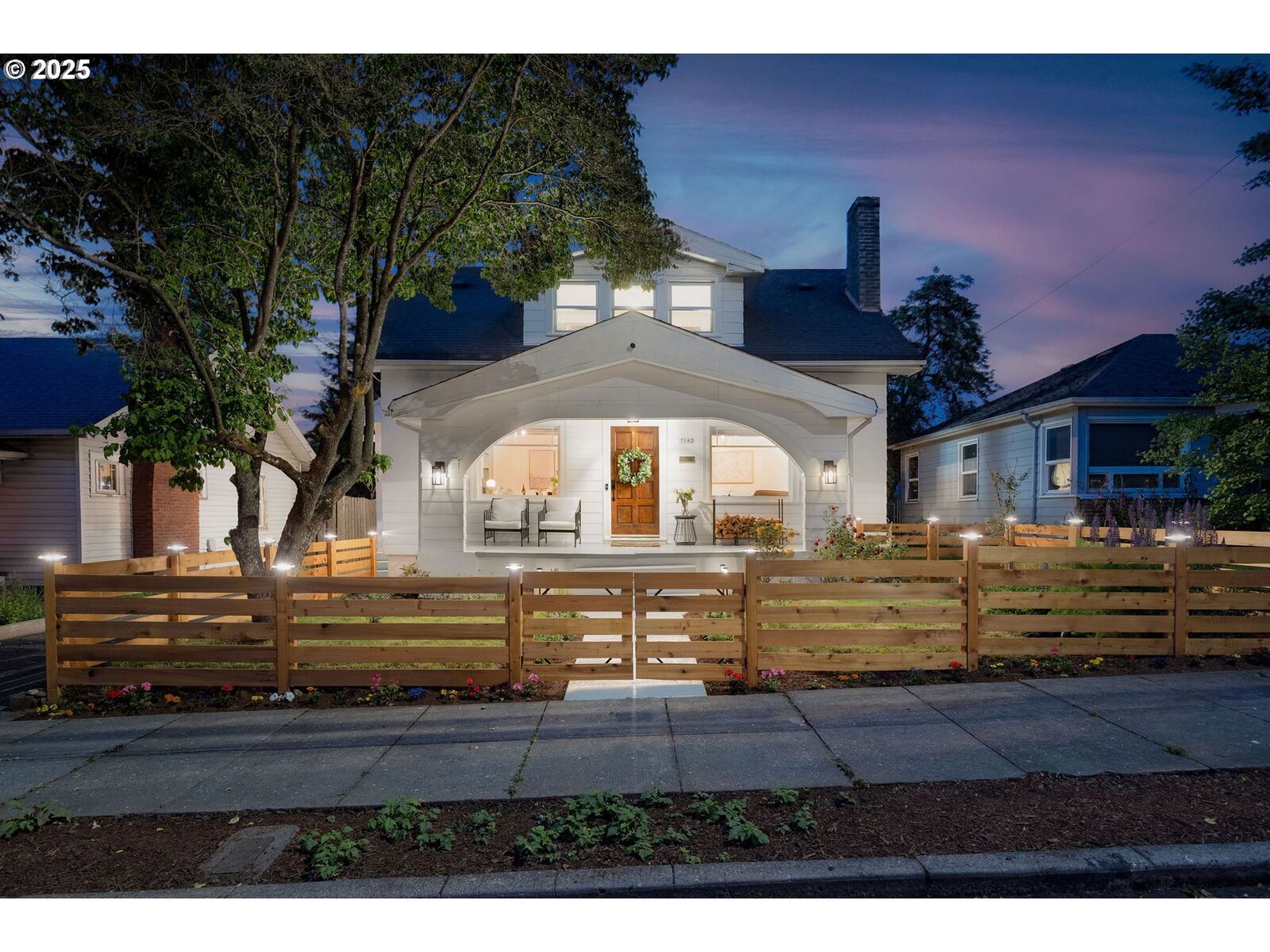 Property Photo:  7042 N Congress Ave  OR 97217 