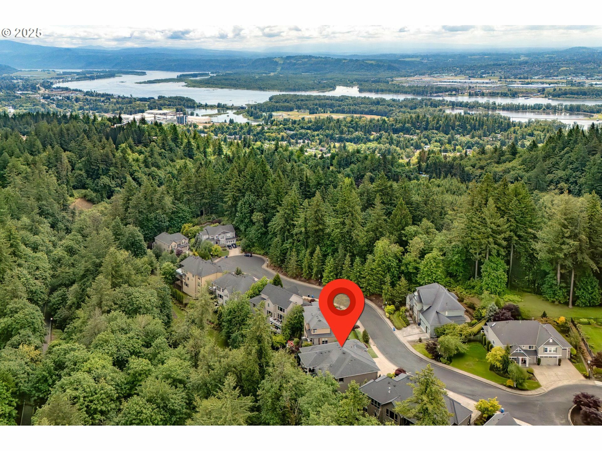 Property Photo: 2151 NW 17th Ave WA 98607