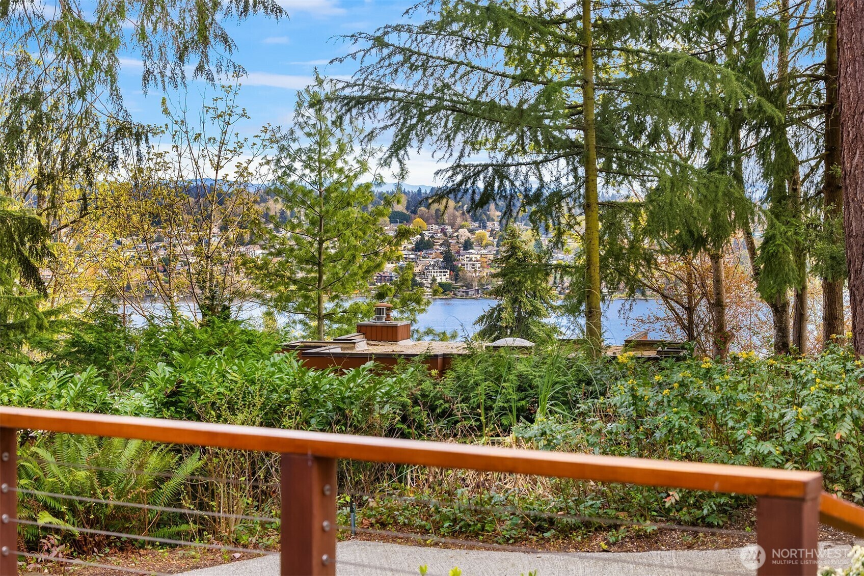 Property Photo:  8521 E Mercer Way  WA 98040 