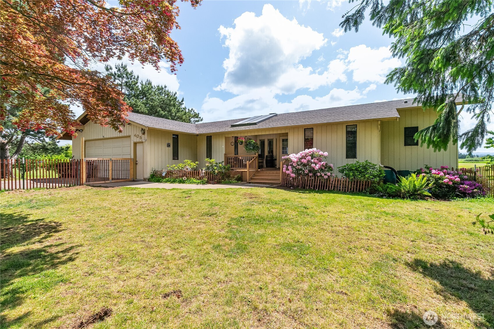 Property Photo: 405 E Wiser Lake Road WA 98264
