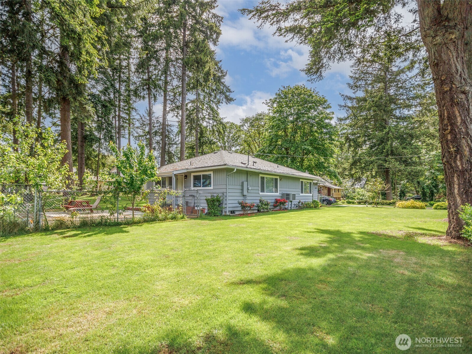 Property Photo: 6810 Mount Tacoma Drive SW WA 98499
