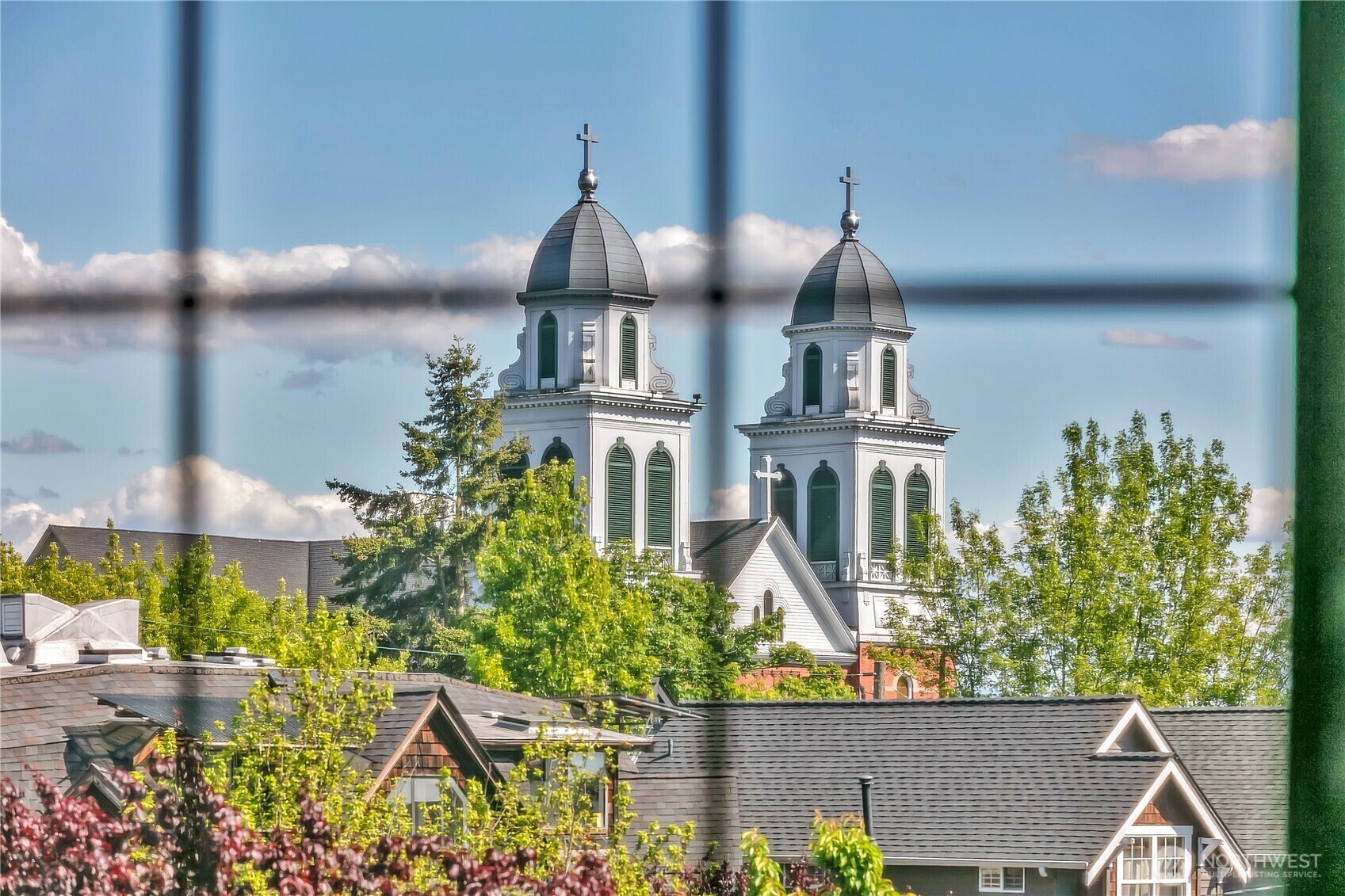 Property Photo:  1101  17th Avenue 403  WA 98122 