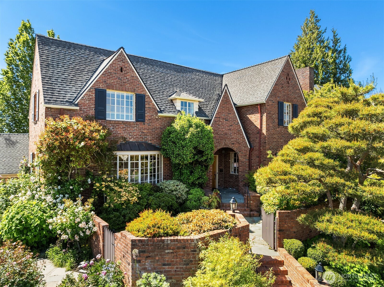 4415  52nd Avenue NE  Seattle WA 98105 photo